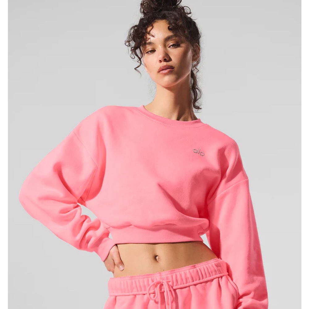 ALO Yoga Vibrant Pink Cropped Sweatshirt
